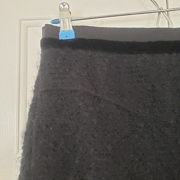 Marc Jacobs - Textured black skirt - Size 8 - Picture 5 of 15